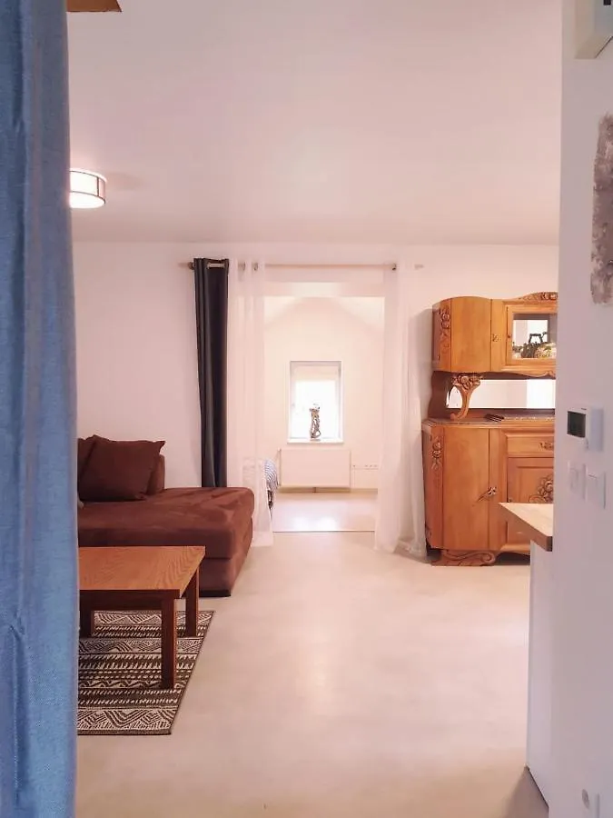 Auberge De Carlucet 0*,  France